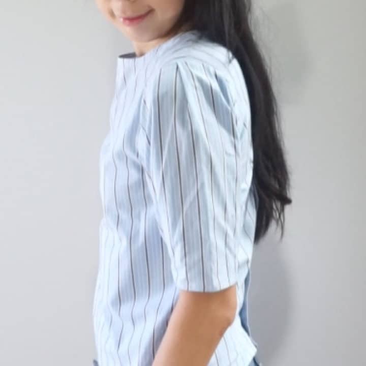 men's shirt with puffy sleeves