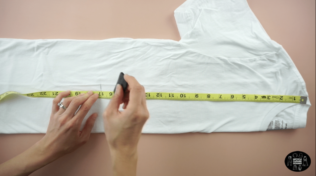 how to tie your shirt in the front