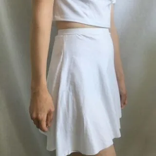 Sideview of the high waisted circle mini skirt from a t-shirt