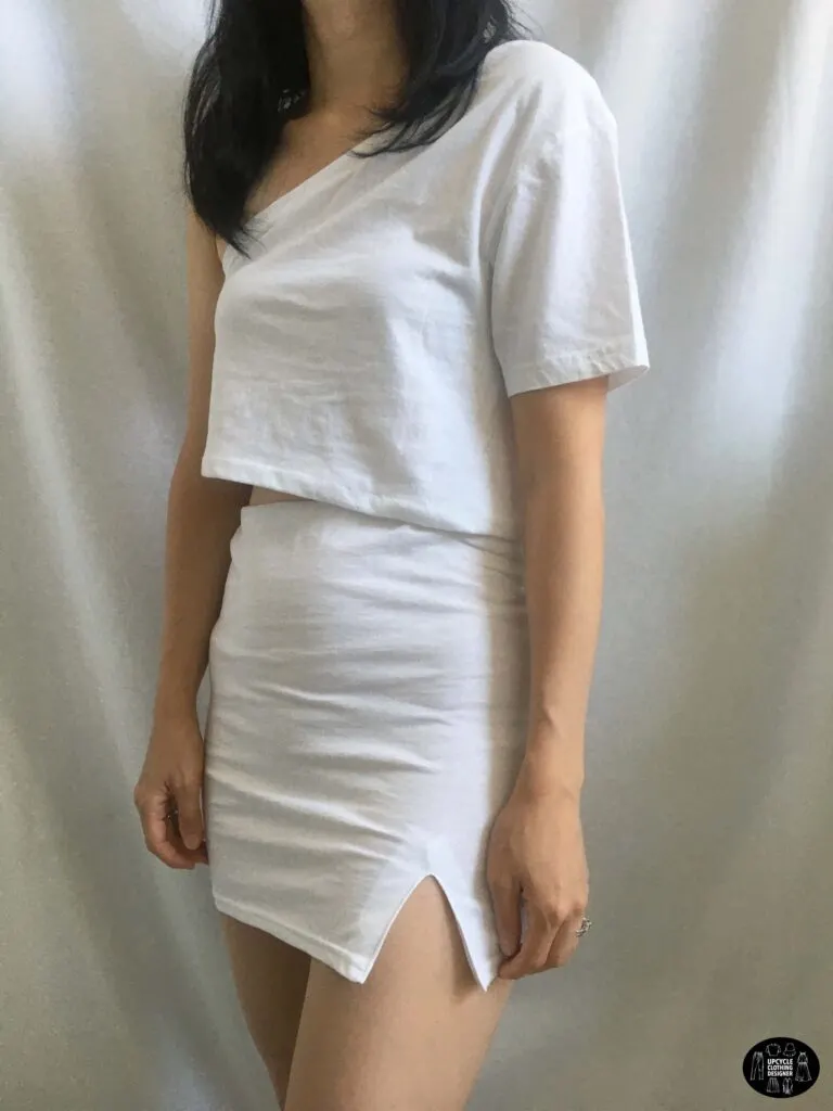 One shoulder crop top paired with the side slit mini skirt