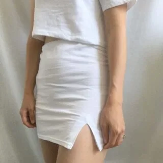 Sideview of the side slit mini skirt from a t-shirt