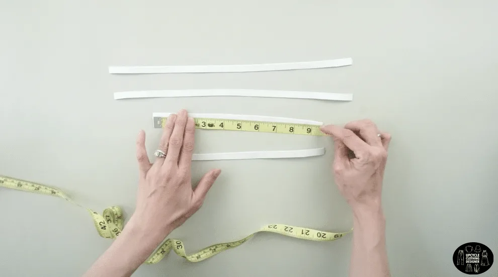 Cut two 13½” long elastic bands for the armhole and two 9½” long elastic bands for the sleeve opening