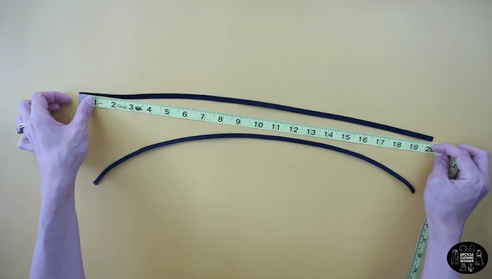 Two 20" long pieces of ¼" elastic band