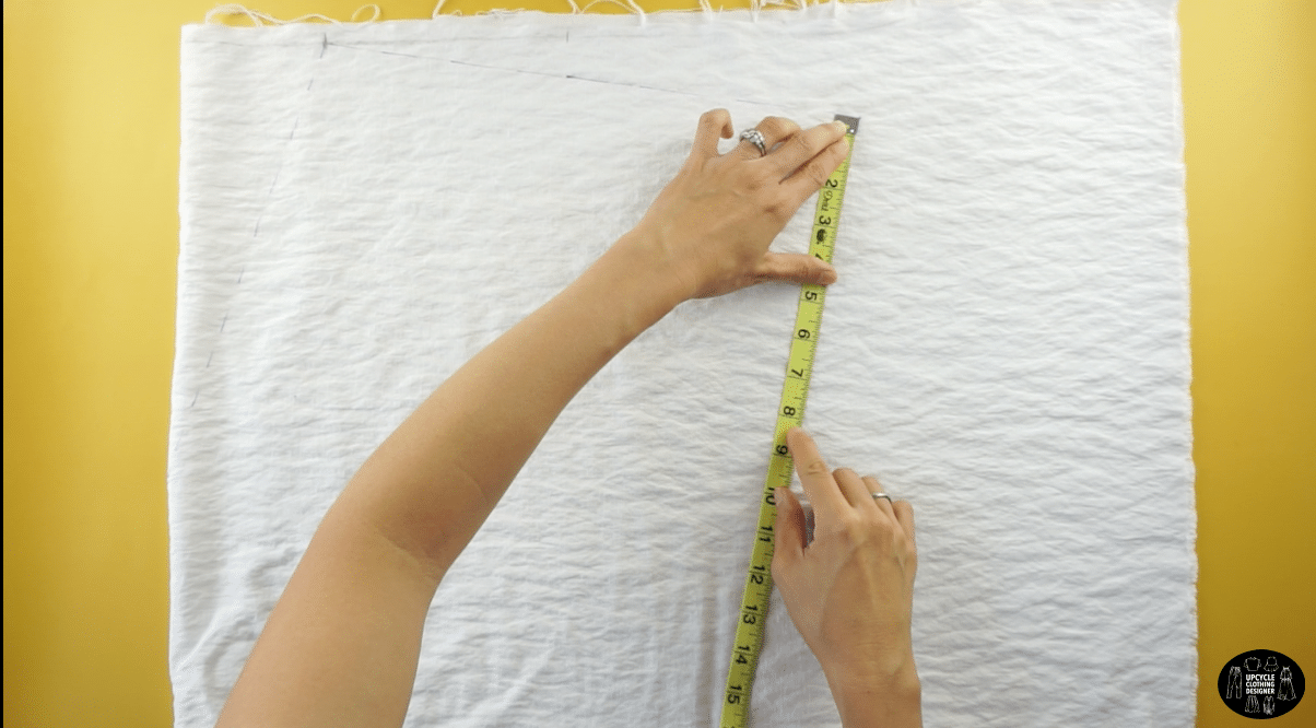 To measure the kimono sleeve opening, measure an 8” width.