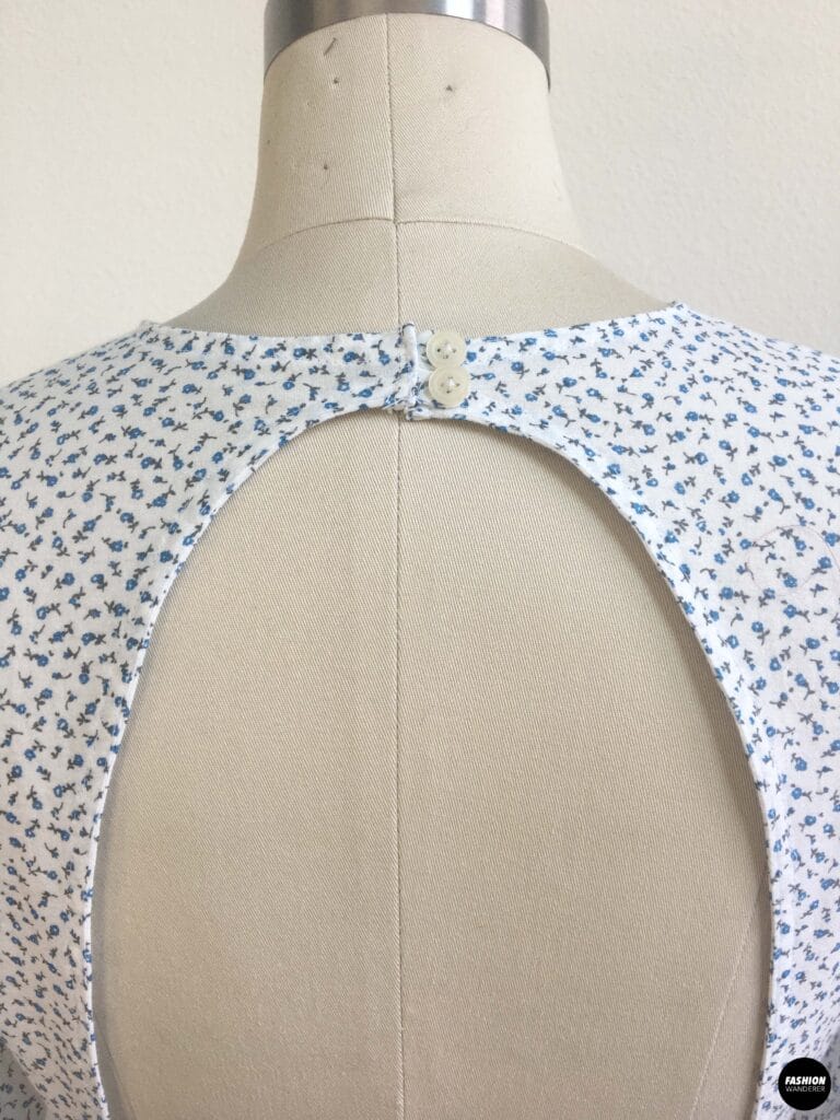 Alyvia top closeup detail