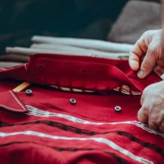 buttonholes on a shirt