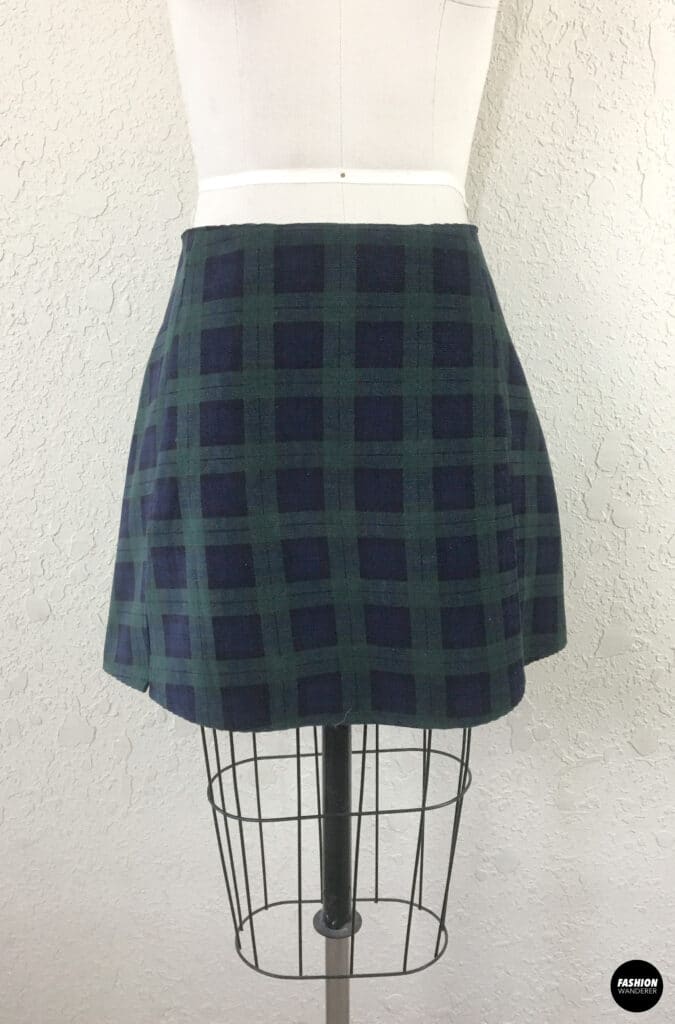 Kai Notched Mini Skirt Front Detail