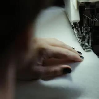 serger sewing machine