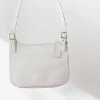 white cross body leather bag