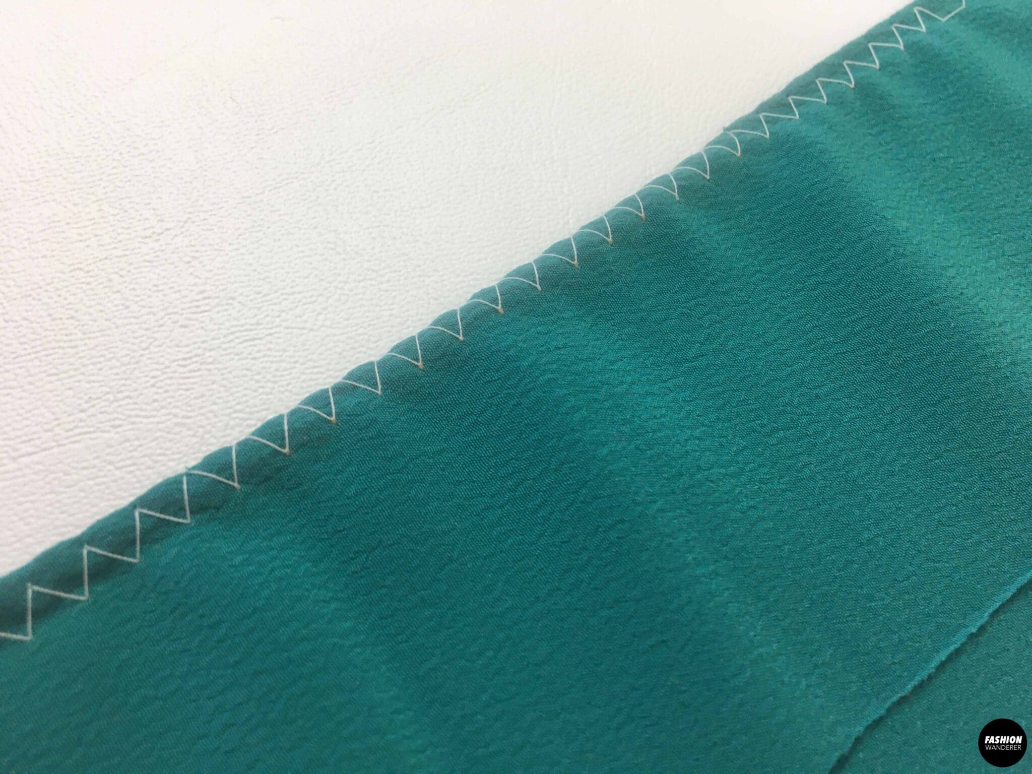 How to Zigzag Stitch Fashion Wanderer