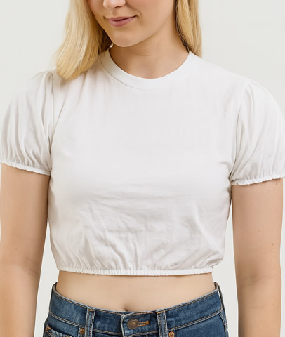 Simple DIY cropped t-shirt with gathered puff sleeves and elastic hem – feminine and beginner-friendly upcycle idea.